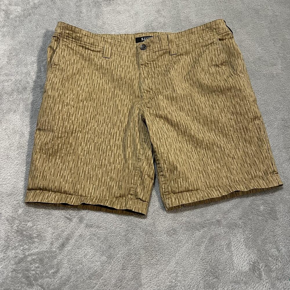 5.11 Tactical Aramis 10" Shorts Mens 40 Beige Print Chino Stretch Outdoor